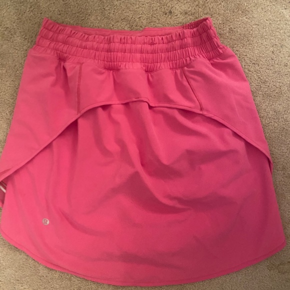 lululemon athletica Skirts Sonic Pink Hotty Hot Skirt Size 4 Poshmark